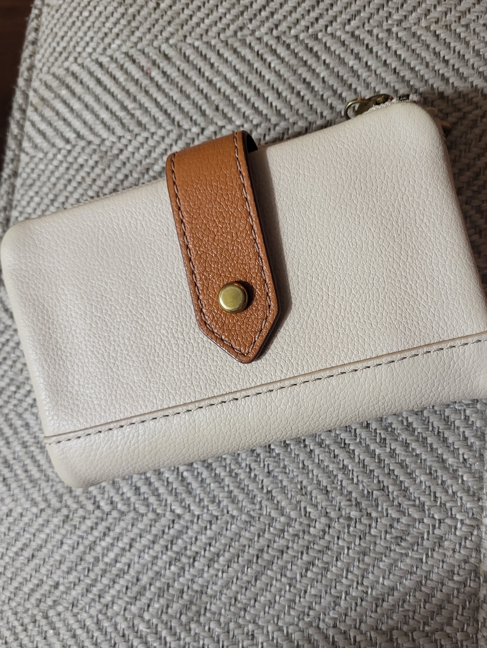 Fossil Lainie Multifunction Two Tone Leather Wallet - Picture 2 of 9